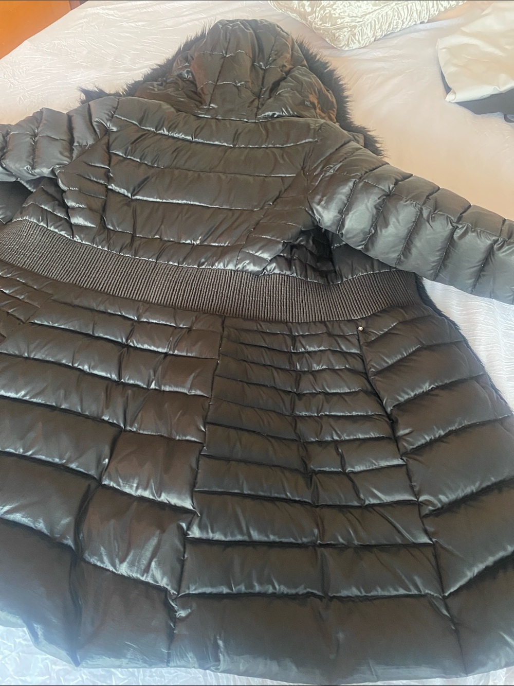 Laundry shelli segal fur lined hooded puffer coat - Picture 11 of 12